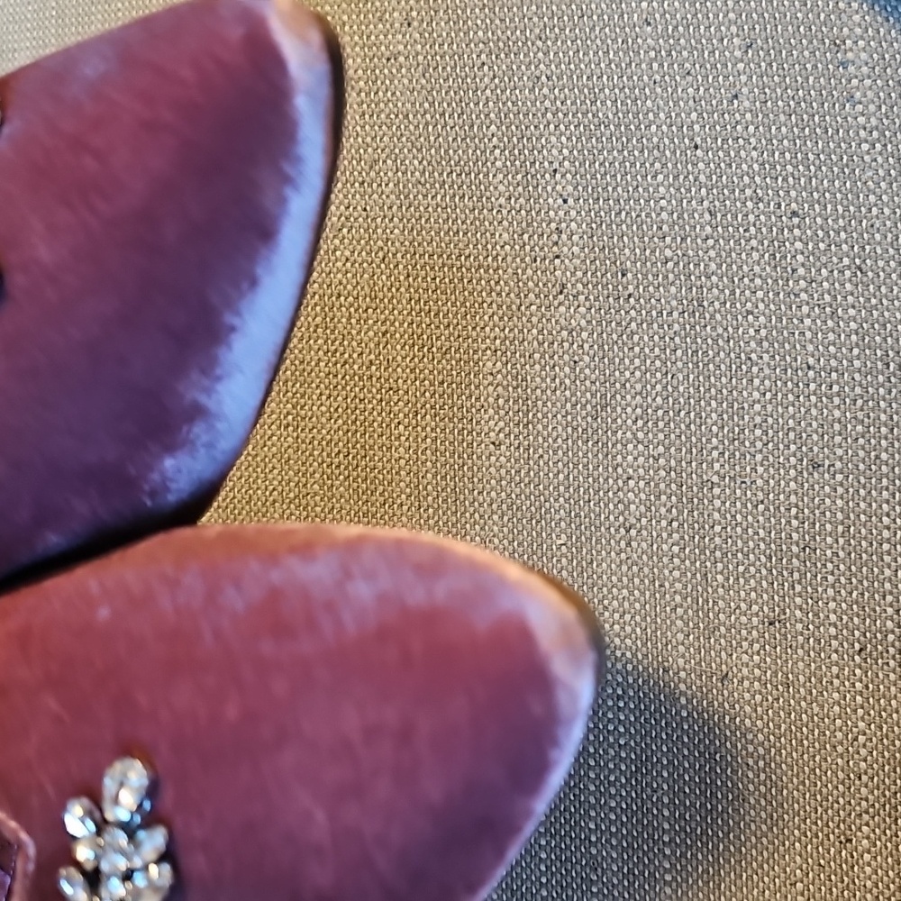 Birdies The Swan Raspberry Velvet Jeweled Mule - Picture 10 of 10